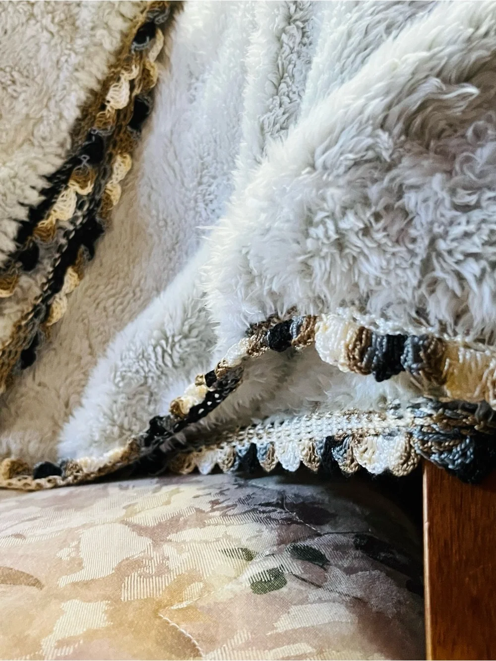 Plush White Sherpa Throw Blanket with Decorative Trim